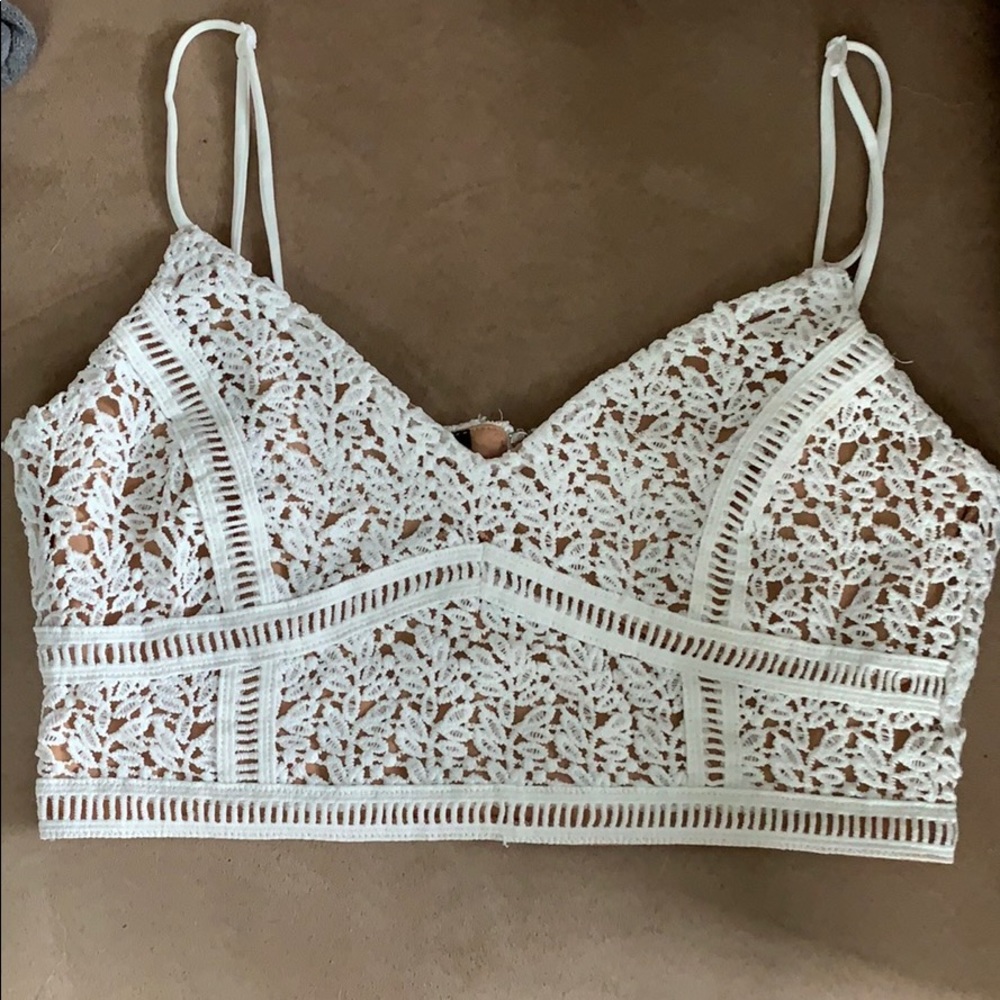 Kendall & Kylie crop top